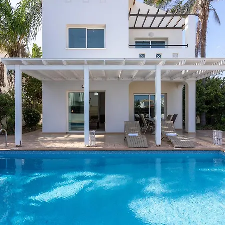 Casa Yasmina - 3 Bedroom In Protarász