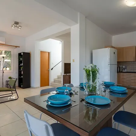 Апартаменты Casa Yasmina - 3 Bedroom In