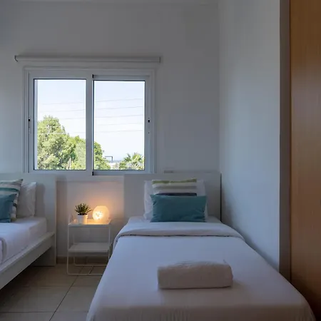 Casa Yasmina - 3 Bedroom In * Протарас