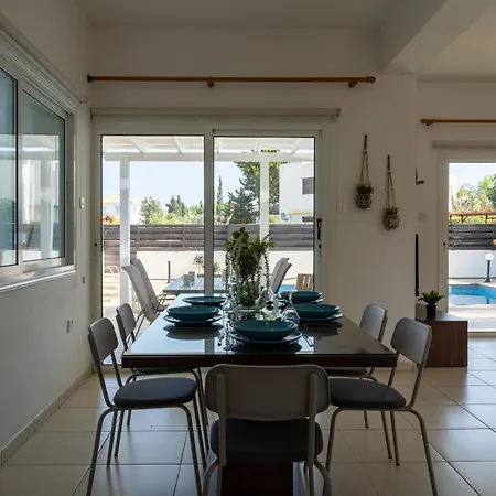 Casa Yasmina - 3 Bedroom In Apartament Protaras